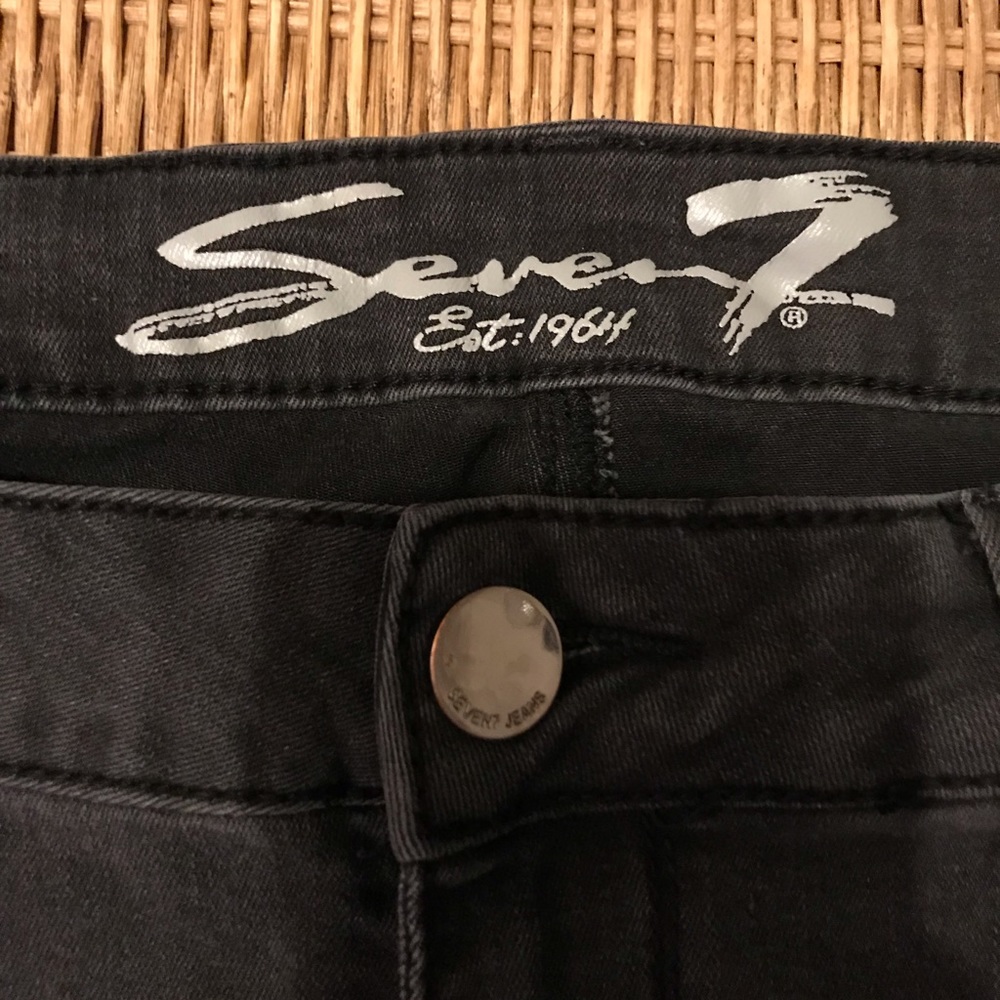 Seven7 jeans